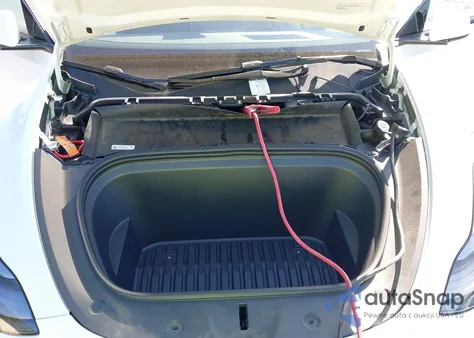 2023 Tesla Model Y Awd/Long Range Dual Motor All-Wheel Drive z USA, uszkodzony, nr VIN 7SAYGDEEXPA189018